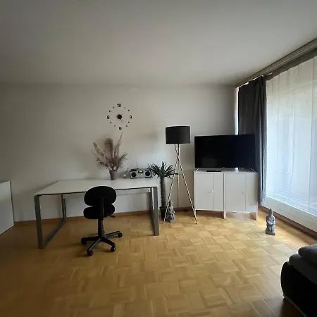 Warm Centrally Located And Quiet In Apartment Bern