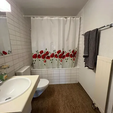 Warm Centrally Located And Quiet In Apartment
