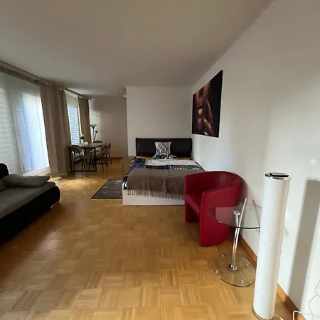 Warm Centrally Located And Quiet In *