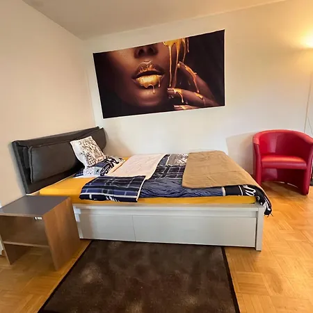 Warm Centrally Located And Quiet In Daire *