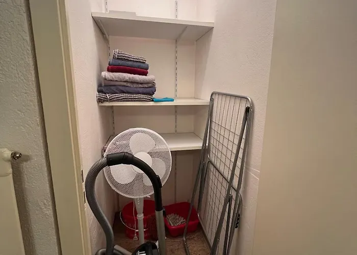 Lägenhet Warm Centrally Located And Quiet In