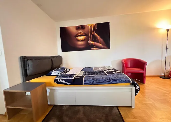 Warm Centrally Located And Quiet In Lägenhet Bern